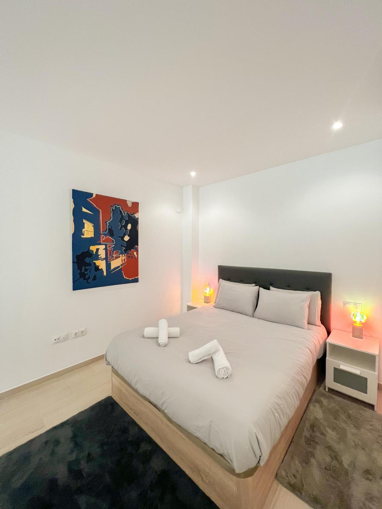 Cozy And Modern Family Flat Carihuela Apartamento Torremolinos Exterior foto