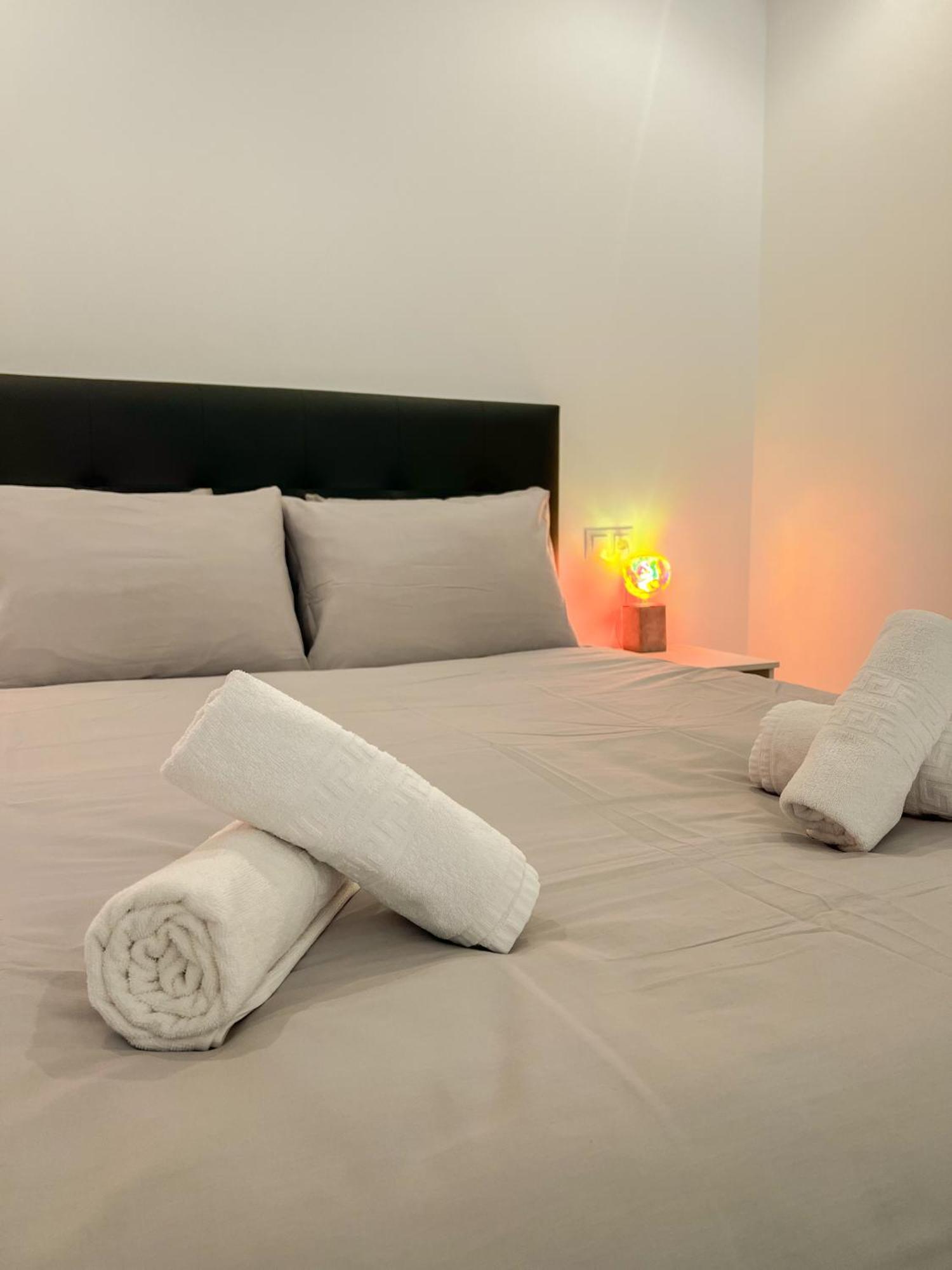 Cozy And Modern Family Flat Carihuela Apartamento Torremolinos Exterior foto