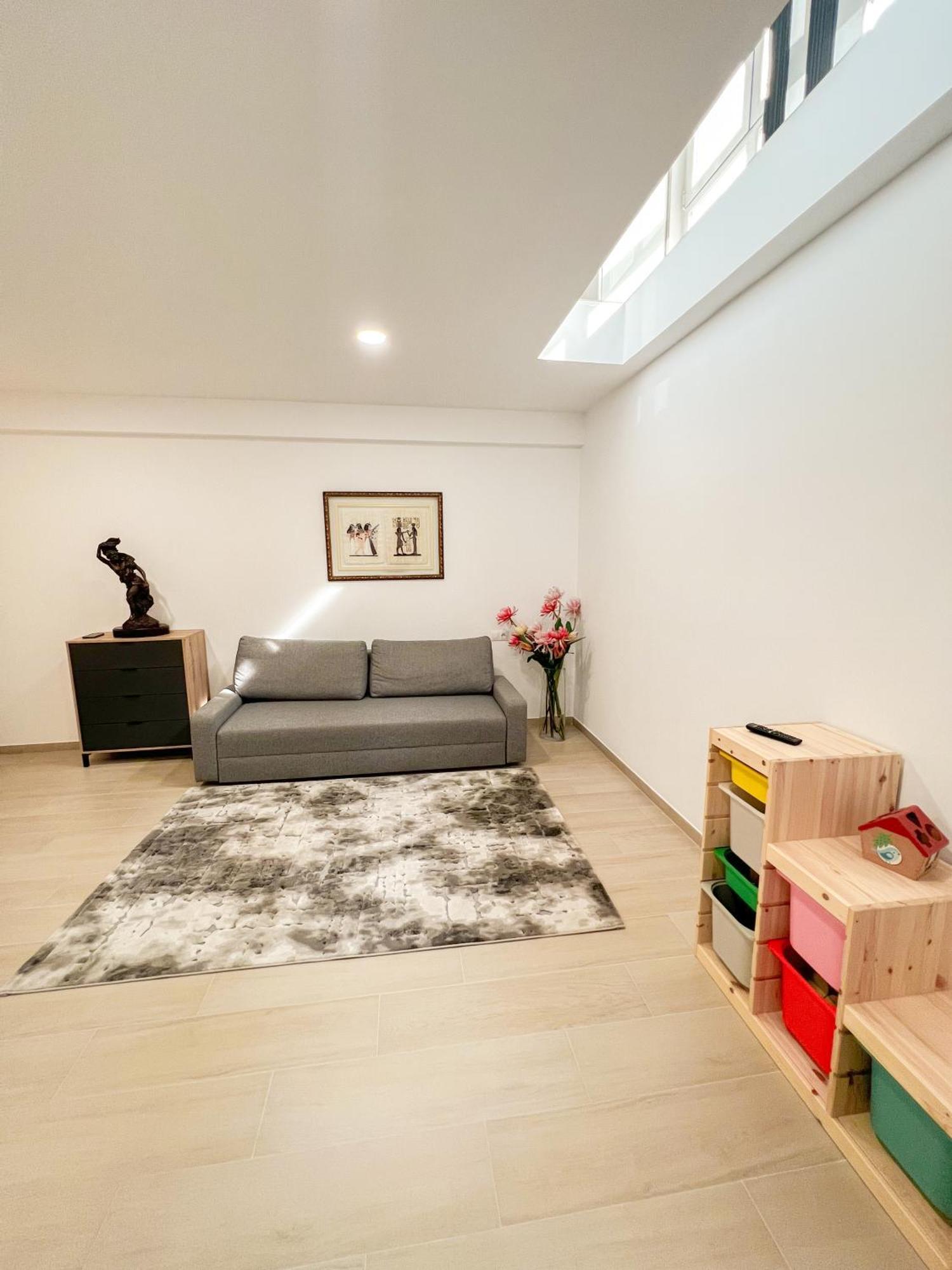 Cozy And Modern Family Flat Carihuela Apartamento Torremolinos Exterior foto