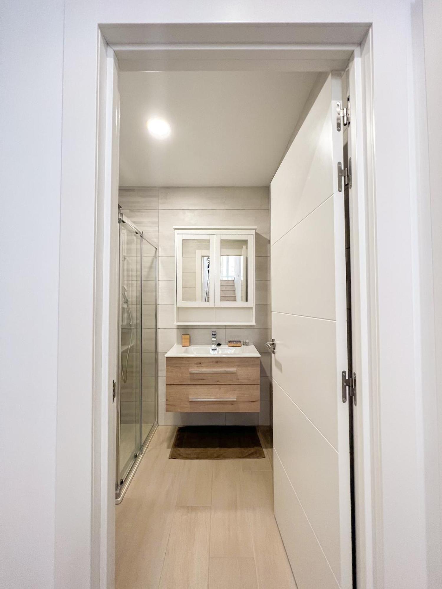 Cozy And Modern Family Flat Carihuela Apartamento Torremolinos Exterior foto